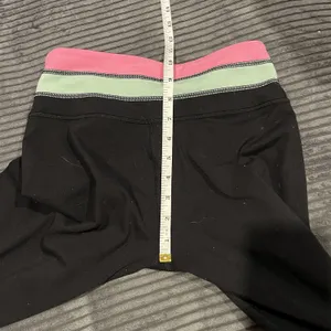 Lululemon Athletica Black Yoga Leggings Womens Size 6 Full Length Reversible thumbnail 5