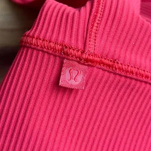 Lululemon Women's Pink and Red Crop-top thumbnail 3