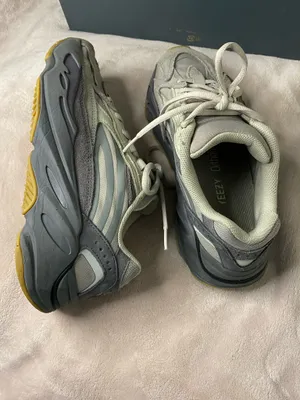 Adidas Yeezy Boost 700 V2 Tephra Gray Low Top Suede Sneakers Mens Size 6.5 thumbnail 5