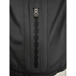 Lululemon Black Running Jacket Size 6 Full Zip Mesh Vent Thumbholes Athletic thumbnail 3