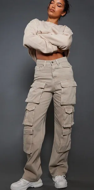 Pretty Little Thing Straight Leg Cargo Pants High Waisted thumbnail 2