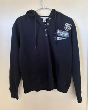 WEAR by Erin Andrews Vegas Golden Knights Waffle-Knit Pullover Hoodie thumbnail 1