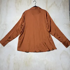 Abercrombie & Fitch Women's XL Satin Button Front Blouse Copper Long Sleeve NWT thumbnail 7