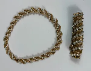 Vintage‎ Trifari Gold Tone Faux Pearl Leaf Necklace & Bracelet Set thumbnail 1