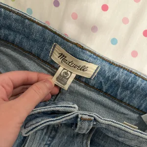 Madewell Curvy Perfect Vintage Wide-Leg Jeans thumbnail 3
