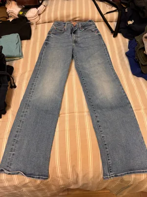 MOTHER The Rambler Denim Zip Flood Jeans thumbnail 1