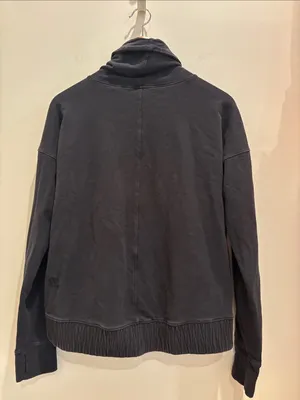 Lululemon Sweatshirt Stress Less Black Turtleneck Size 6 thumbnail 4