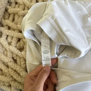 White athletic tank top Size 6 thumbnail 3