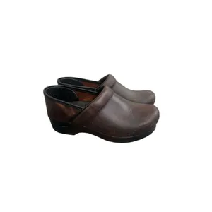 Dansko Professional Antique Brown Oiled Clog 38 thumbnail 3