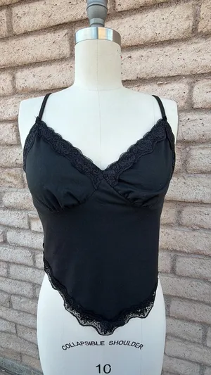 ✨ Shein Black Lace Trim Tank Top | Size L thumbnail 4