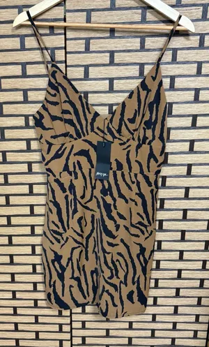 Nasty Gal Tiger Print Mini‎ Dress Size 4 thumbnail 1