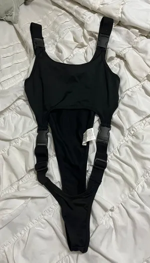 Tank Black thumbnail 4