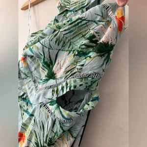 NEW!! Lulus St Tropez Mint Blue Leaf Print Halter‎ Dress thumbnail 4
