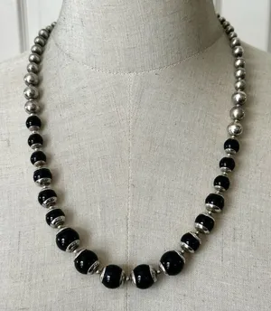 Black and silver tone beaded necklace thumbnail 1