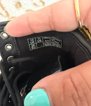 Dr. Martens 1460 Boots Black Patent Leather Kids Size: 11 (Youth) thumbnail 11
