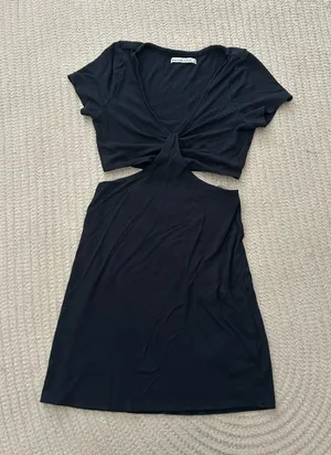 Abercrombie black small cutout dress thumbnail 1