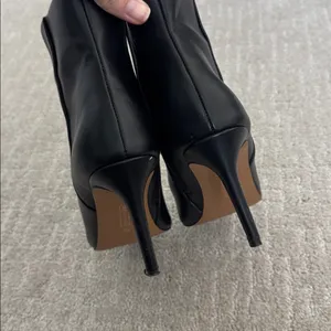 Steve Madden Black Pointy Toe Booties thumbnail 5