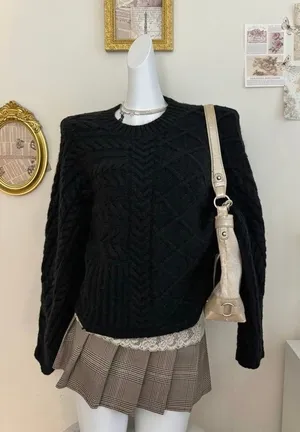 Abercrombie Y2K Black Cable Knit Batwing Sleeve Oversized Cropped Sweater Womens thumbnail 1
