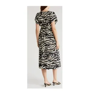 Ellen Tracy V-Neck Flutter Sleeve Dress size Small NEW thumbnail 9