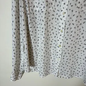 LOFT White Black Abstract Print Button Down‎ Blouse Size XL thumbnail 4