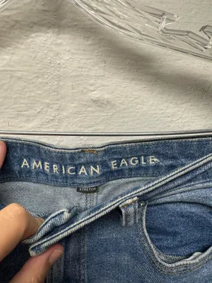 American Eagle Curvy Mom Jeans thumbnail 3