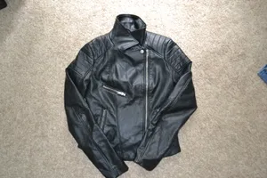 Jacket thumbnail 1