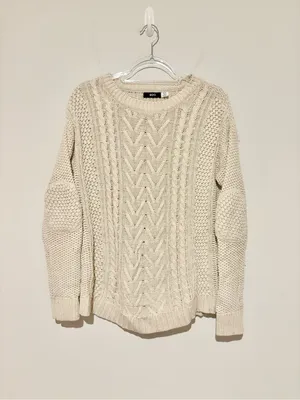 BDG‎ Urban outfitters Cable Knit elbow patch Crewneck Sweater cream size medium thumbnail 2