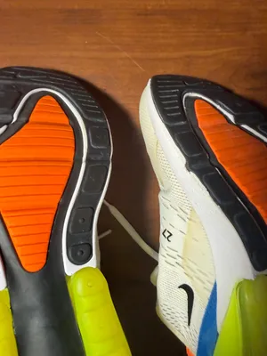 Nike Men’s White/Black/Orange/Blue/Green Athletic Sneakers thumbnail 8