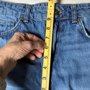 Zara Z1975 Low Rise Balloon Fit Jeans Faded Blue Raw Hem 100% Cotton Size 6 thumbnail 9
