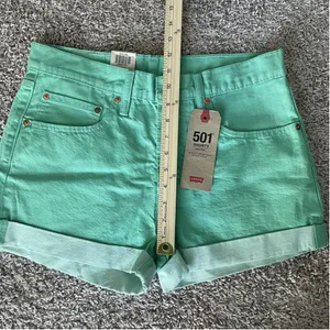 NWT Levi's 501 Shorts Mid Rise Mint Green Button Fly High Rise size 30 Denim thumbnail 5