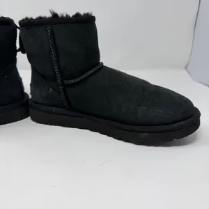 UGG Classic Mini II Suede Shearling Ankle Boot Black Women Size 7 thumbnail 8