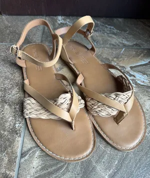 Toms Thong Sandals Ankle Strap Brown Womens‎ US 9 thumbnail 1