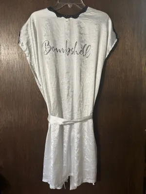 Victoria's Secret satin bombshell robe S thumbnail 2