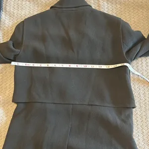 Aritzia Wilfred Mayet Crepe Jacket in Olive Green Size XXXS thumbnail 12