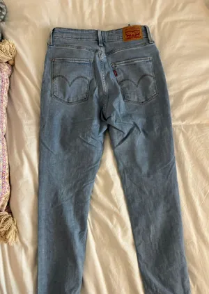Levi’s Jeans thumbnail 3