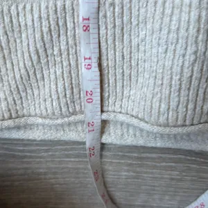NEW Madewell Belmore Floral-Sleeve Pullover Sweater in Coziest Textured Yarn thumbnail 10