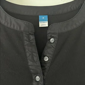 Old Navy Black Dual Texture Puff Sleeve Ribbed Henley Top thumbnail 2