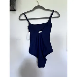 NWT Quince Deep Navy Blue Italian Cut Out One-Piece Swimsuit XS thumbnail 4