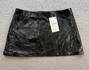 Zara Trafaluc Black Crinkle Patent Faux Leather Micro Mini Skirt M NWT thumbnail 1