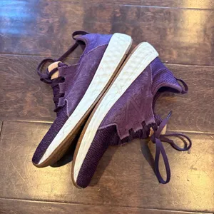 New Balance Fresh Foam Cruz in burgundy wine thumbnail 4