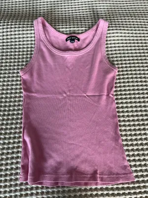 Tahari Women’s Pink Ribbed Tank Top thumbnail 1