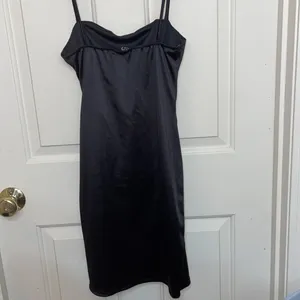 Windsor Black Dress thumbnail 2