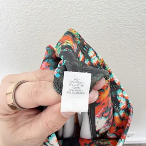 [Aerie] Offline Pixelated Floral Print Shadow 3D High Rise Leggings Size Large L thumbnail 11