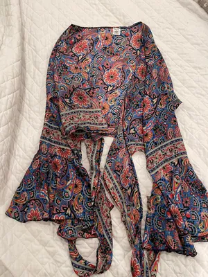 Boutique Silk Top Multiple thumbnail 2