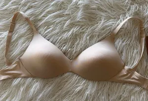 Skims Wireless Form Push Up Plunge Bra Sand Size 32DDD thumbnail 1