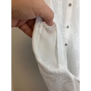 Royal Robbins Button Down Top Womens M White Excellent Embroidered Sleeveless thumbnail 3