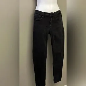 KanCan Black Midrise Skinny Ankle Length- 7/27- Style #KC7085BBK. Cut #34602 thumbnail 2