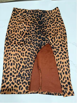 NEW Vegan Suede Leopard Mini High Waist Slit Skirt L thumbnail 4