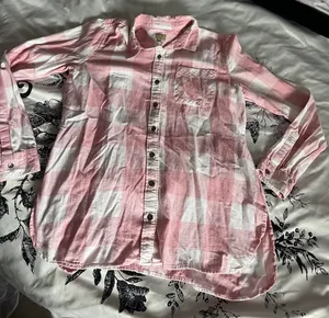 True Craft pink plaid button-up flannel shirt thumbnail 1