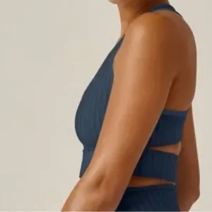Like New Beyond Yoga Work It Over Long Line Sports Bra Navy Stripe XL Retail $70 thumbnail 4